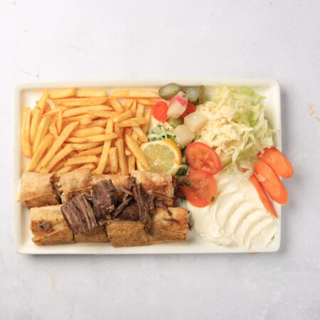 Arabisk shawarma kött tallrik