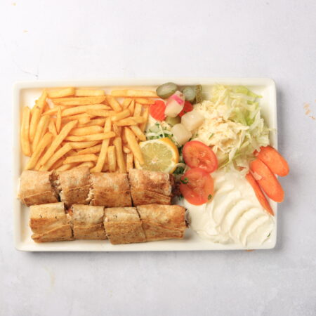 Arabisk shawarma kyckling tallrik